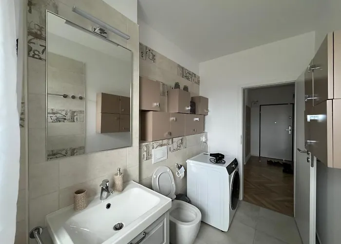 Heart Of The 2 Apartment *