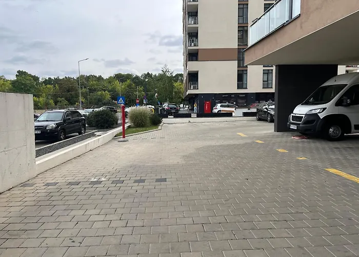 Heart Of The 2 アパート